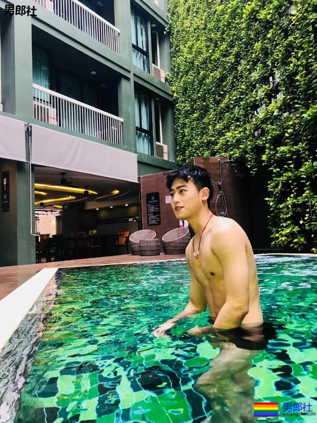 超帅体育生太好看，盘他们？ - 51虹马