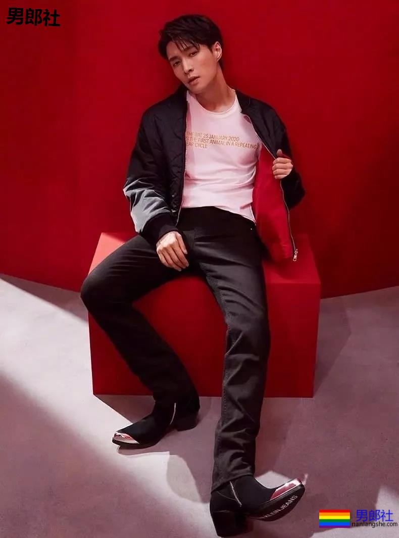 艺兴全新CK广告，又引起一波热论 - 51虹马