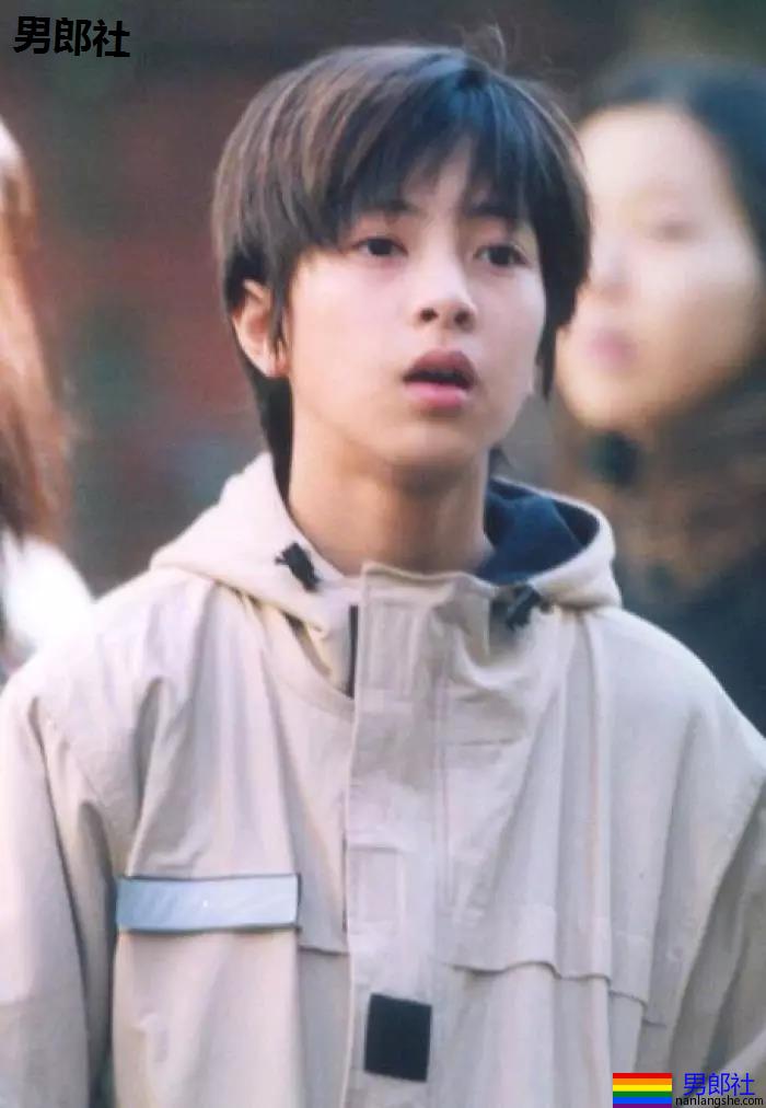 肖战王嘉尔李现都上榜！2019最帅神仙颜值，网友们都不矜持了！ - 51虹马