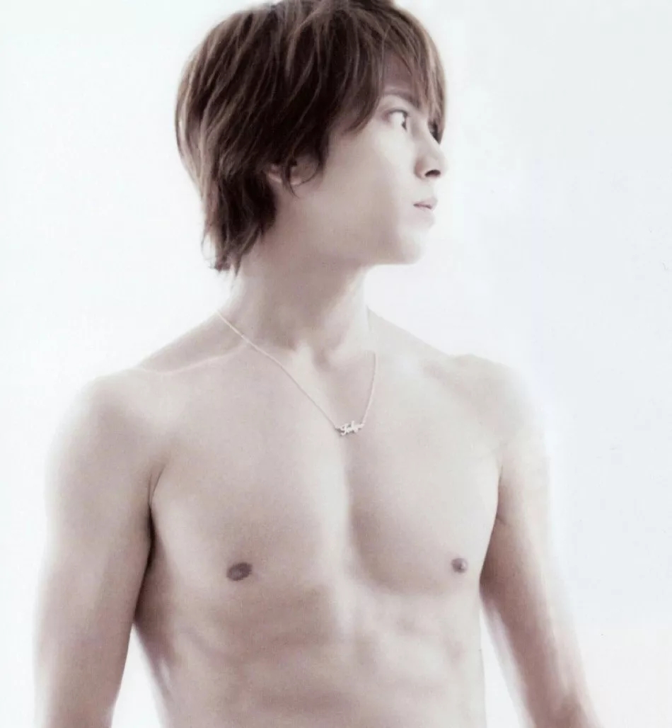 肖战王嘉尔李现都上榜！2019最帅神仙颜值，网友们都不矜持了！ - 51虹马