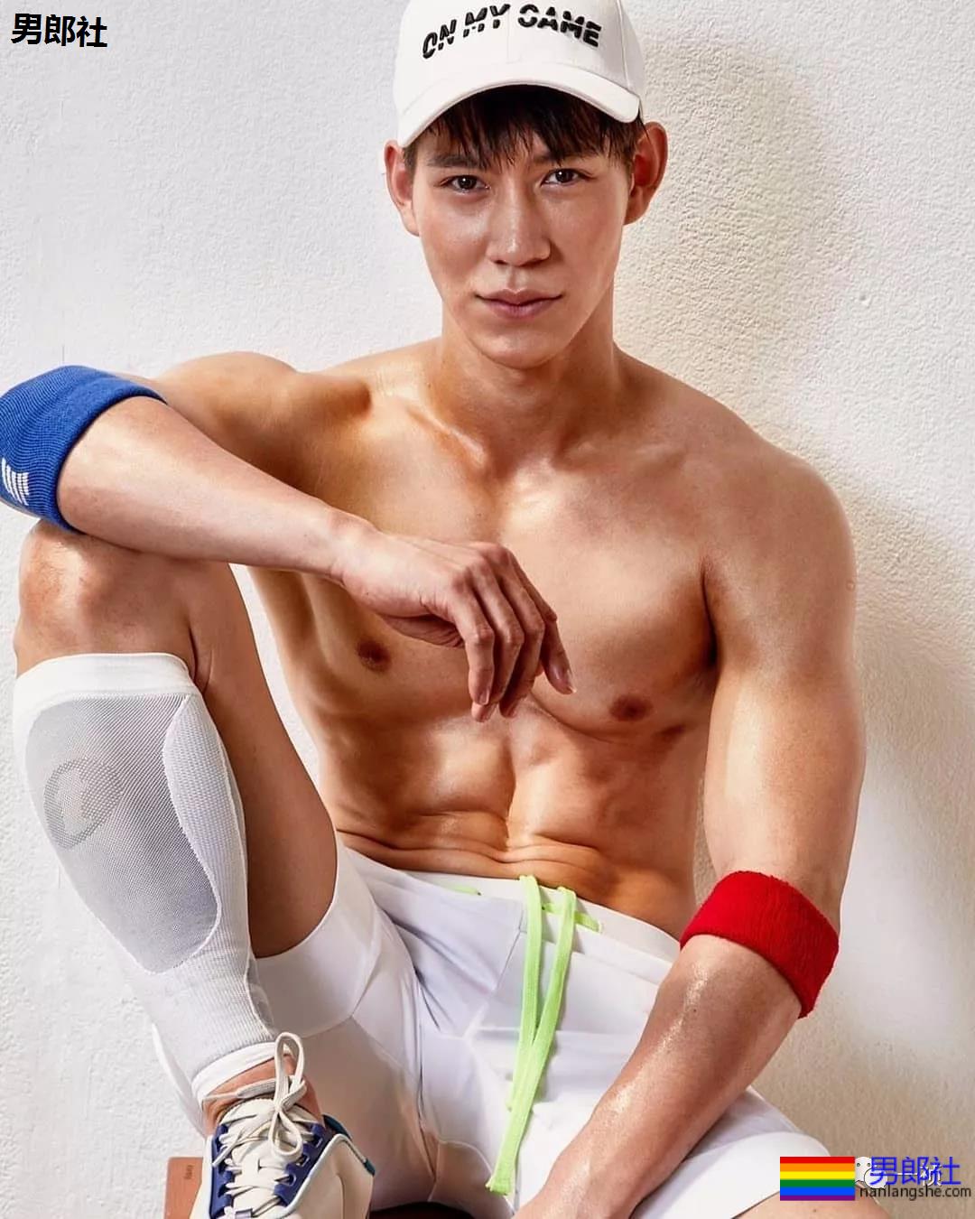 又一名健身教练下诲？最新 石更照被网友疯传 - 51虹马