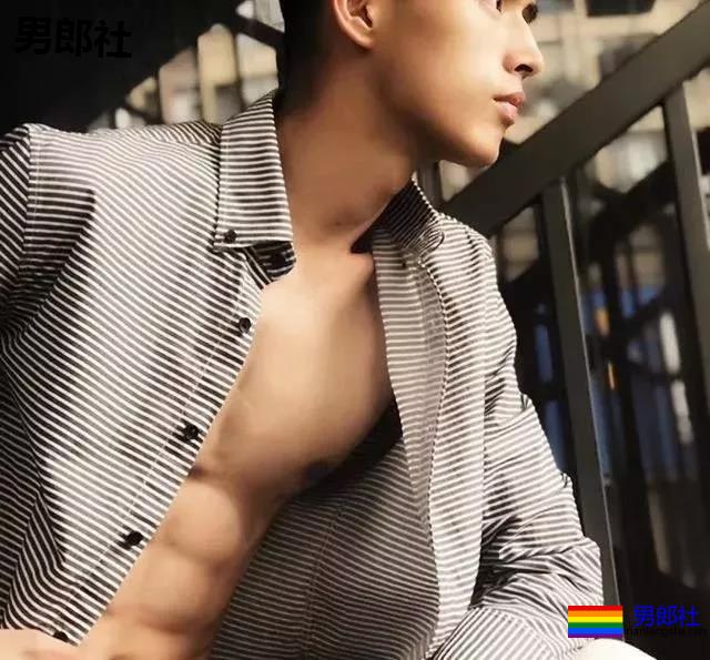 推特网黄被抓，忠犬攻男友哭晕在厕所？ - 51虹马