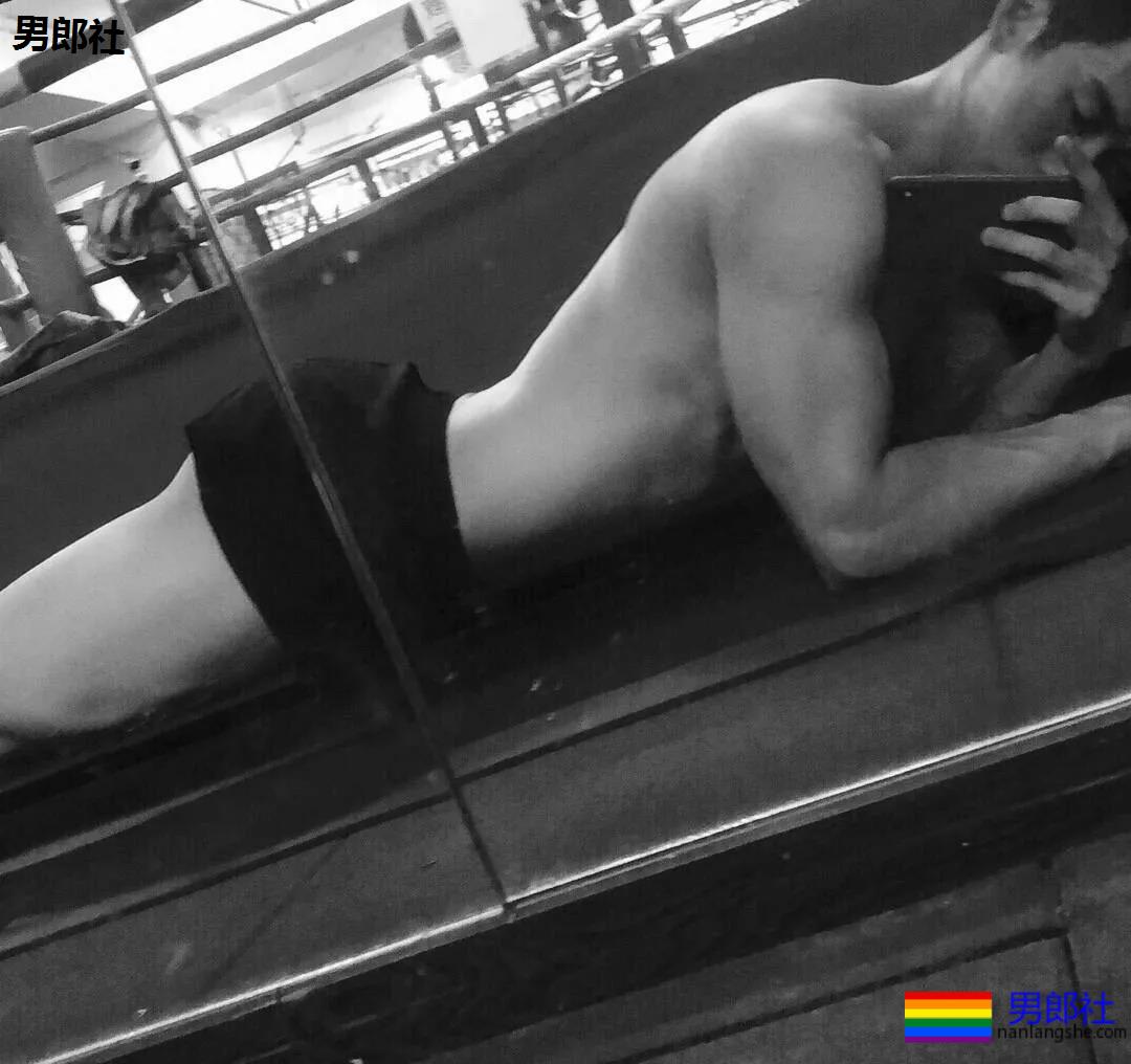 这么多帅哥？直男也扛不住了吗？ - 51虹马