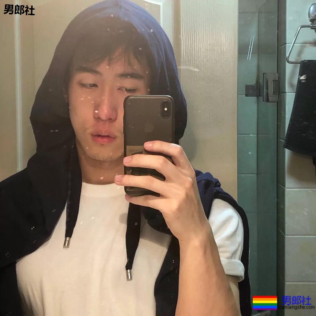 这么多帅哥？直男也扛不住了吗？ - 51虹马