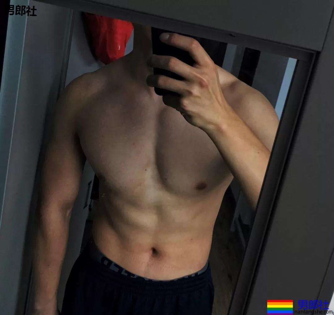 00后肌肉小狼狗在线吸睛,身材尺寸都可以! - 51虹马 00后肌肉小狼狗在线吸睛,身材尺寸都可以! - 51虹马