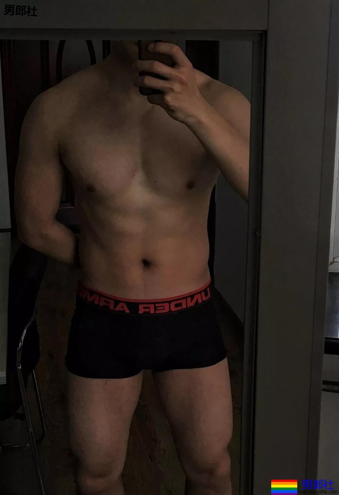 00后肌肉小狼狗在线吸睛,身材尺寸都可以! - 51虹马 00后肌肉小狼狗在线吸睛,身材尺寸都可以! - 51虹马