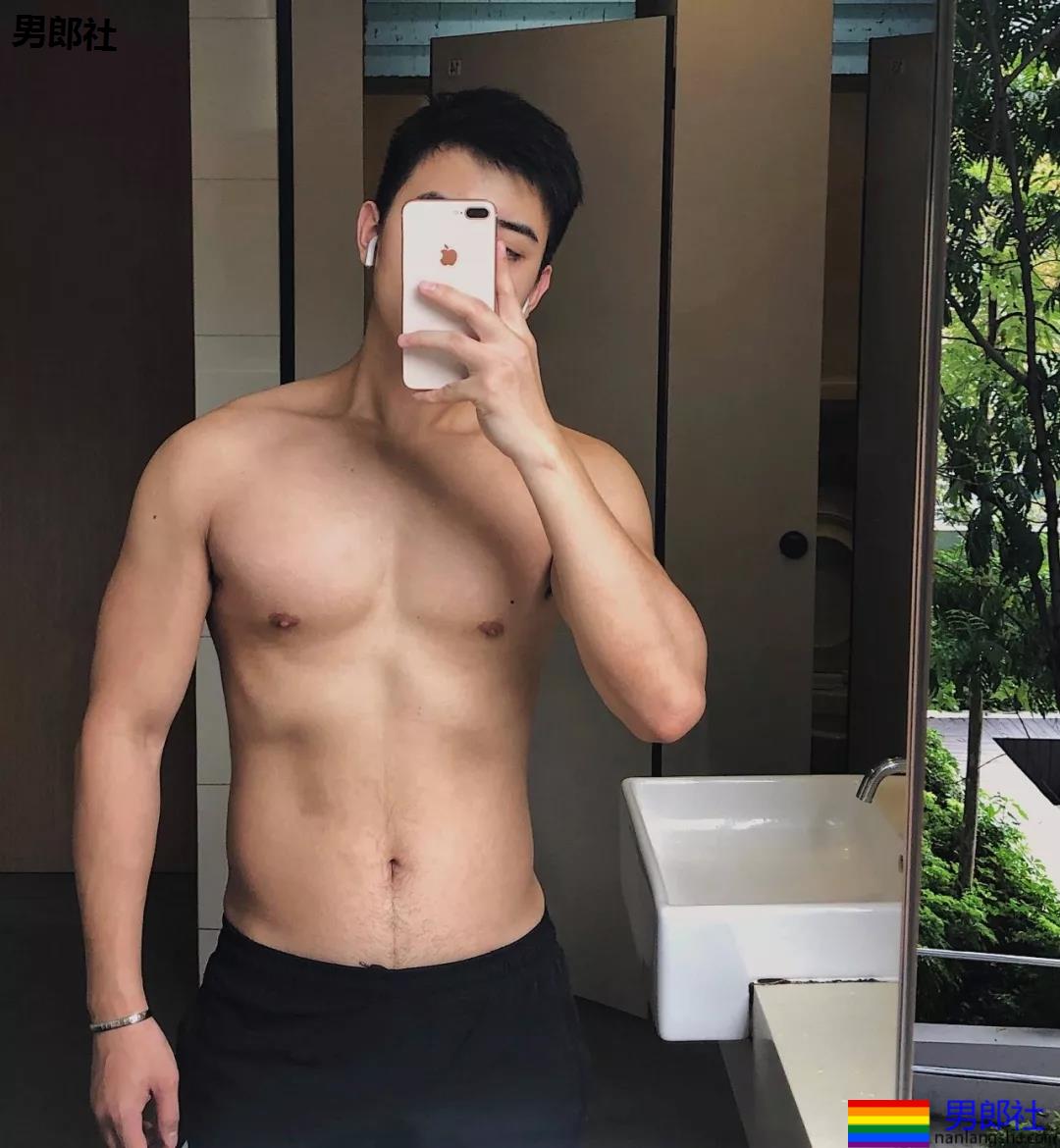 00后肌肉小狼狗在线吸睛,身材尺寸都可以! - 51虹马 00后肌肉小狼狗在线吸睛,身材尺寸都可以! - 51虹马