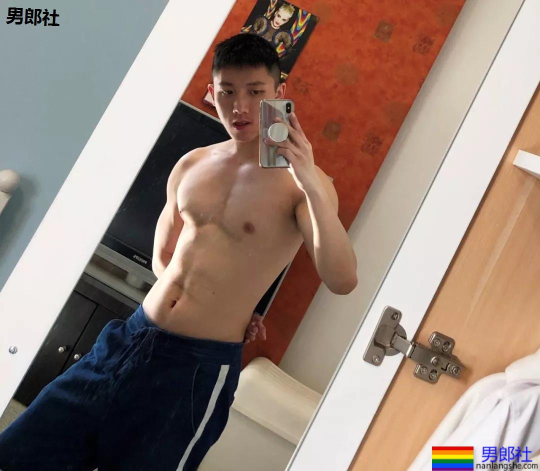 00后肌肉小狼狗在线吸睛,身材尺寸都可以! - 51虹马 00后肌肉小狼狗在线吸睛,身材尺寸都可以! - 51虹马