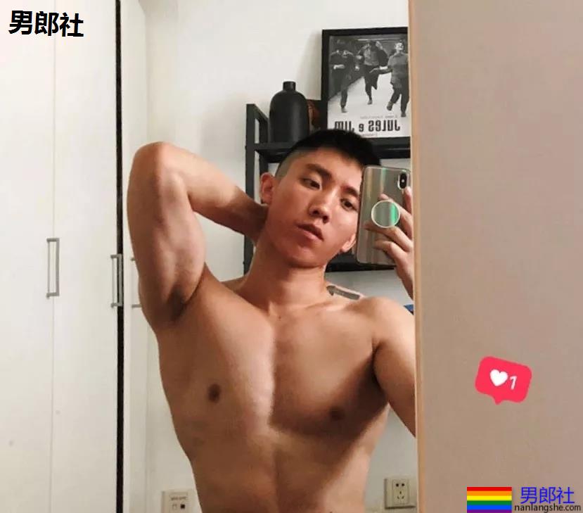 00后肌肉小狼狗在线吸睛,身材尺寸都可以! - 51虹马 00后肌肉小狼狗在线吸睛,身材尺寸都可以! - 51虹马