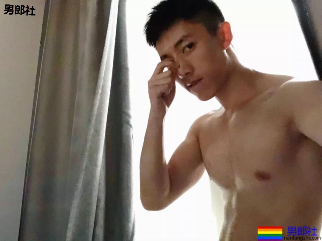 00后肌肉小狼狗在线吸睛,身材尺寸都可以! - 51虹马 00后肌肉小狼狗在线吸睛,身材尺寸都可以! - 51虹马