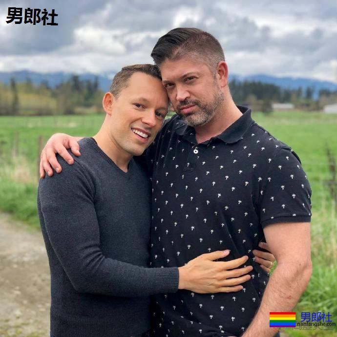 同性婚礼被喜来登拒绝后，希尔顿主动“接单” - 51虹马