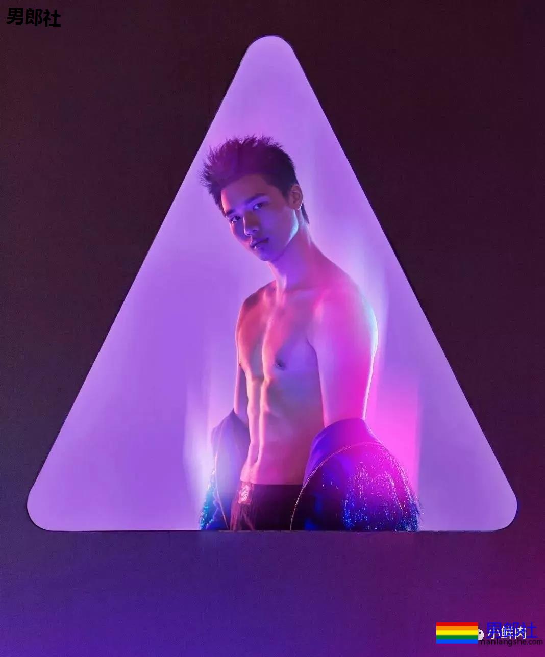 网友私藏陈艾森生图硬照曝光，还是红泳裤好看！ - 51虹马