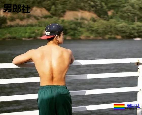 恋爱5年后小受计划出国结婚，不料竟等来了分手 - 51虹马