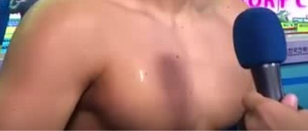 岛国游泳小哥被盯上了，泳裤照不输宁泽涛？-51虹马