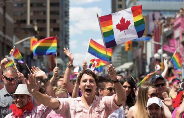 调查表明绝大多数加拿大人接受身边的LGBT-51虹马