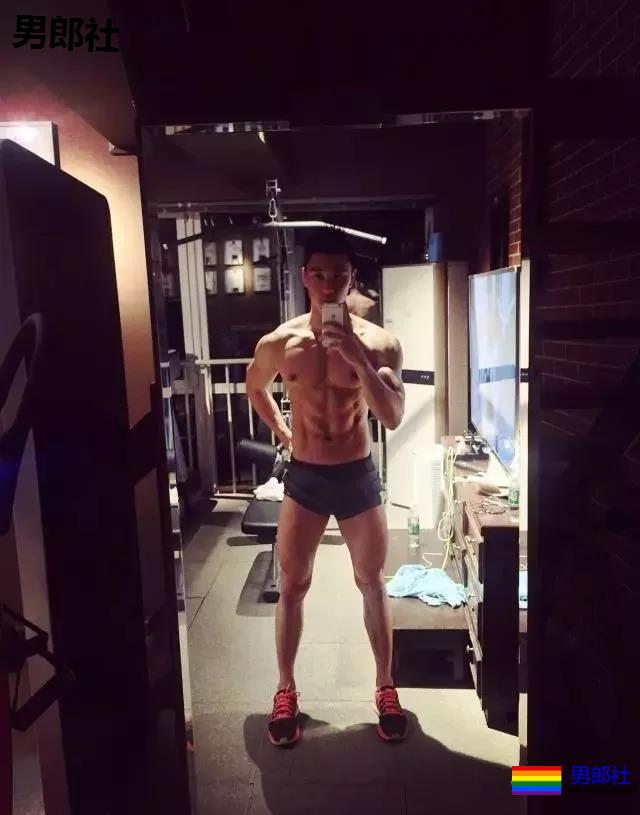 健身私教李佳淇,他的小视频曾让多少人心动 - 51虹马 健身私教李佳淇,他的小视频曾让多少人心动 - 51虹马