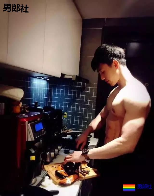 健身私教李佳淇,他的小视频曾让多少人心动 - 51虹马 健身私教李佳淇,他的小视频曾让多少人心动 - 51虹马