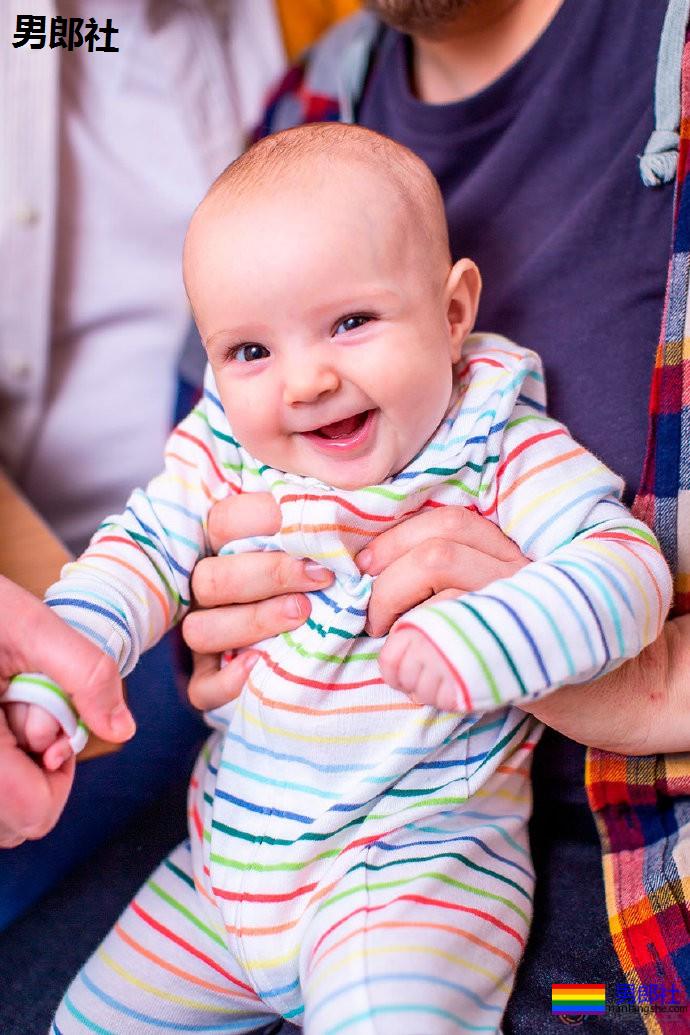 跨性别男子成功孕育宝宝,捐精者和医生也是跨性别 - 51虹马 跨性别男子成功孕育宝宝,捐精者和医生也是跨性别 - 51虹马