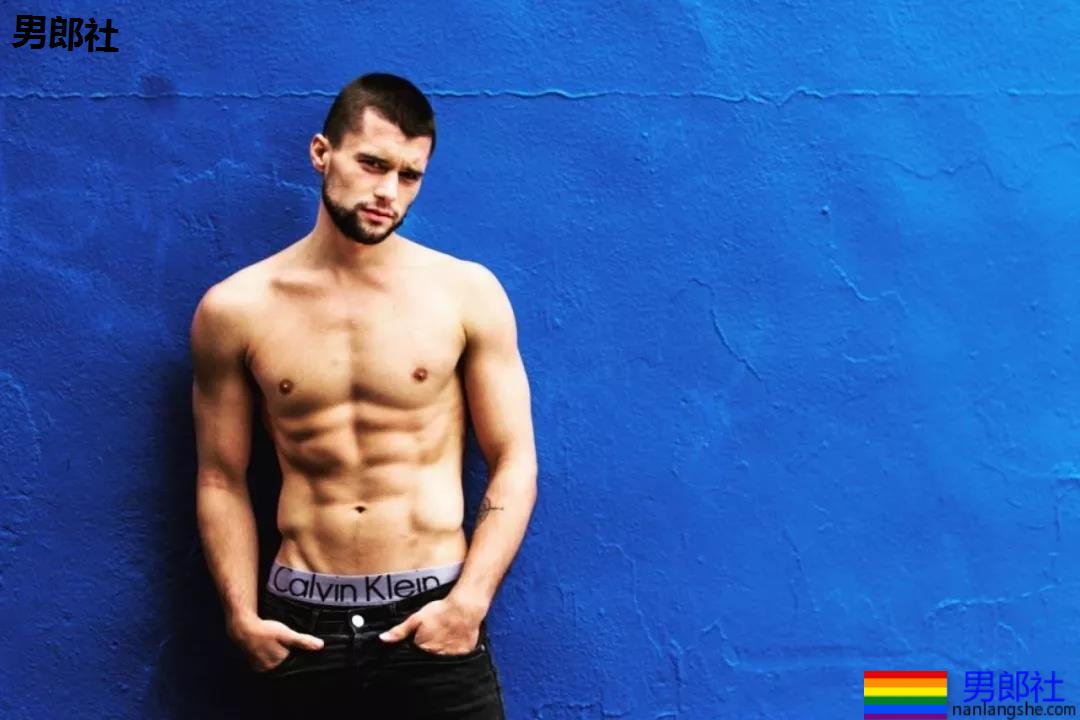 反恐同!他们在达人秀跳舞玩亲亲 - 51虹马 反恐同!他们在达人秀跳舞玩亲亲 - 51虹马