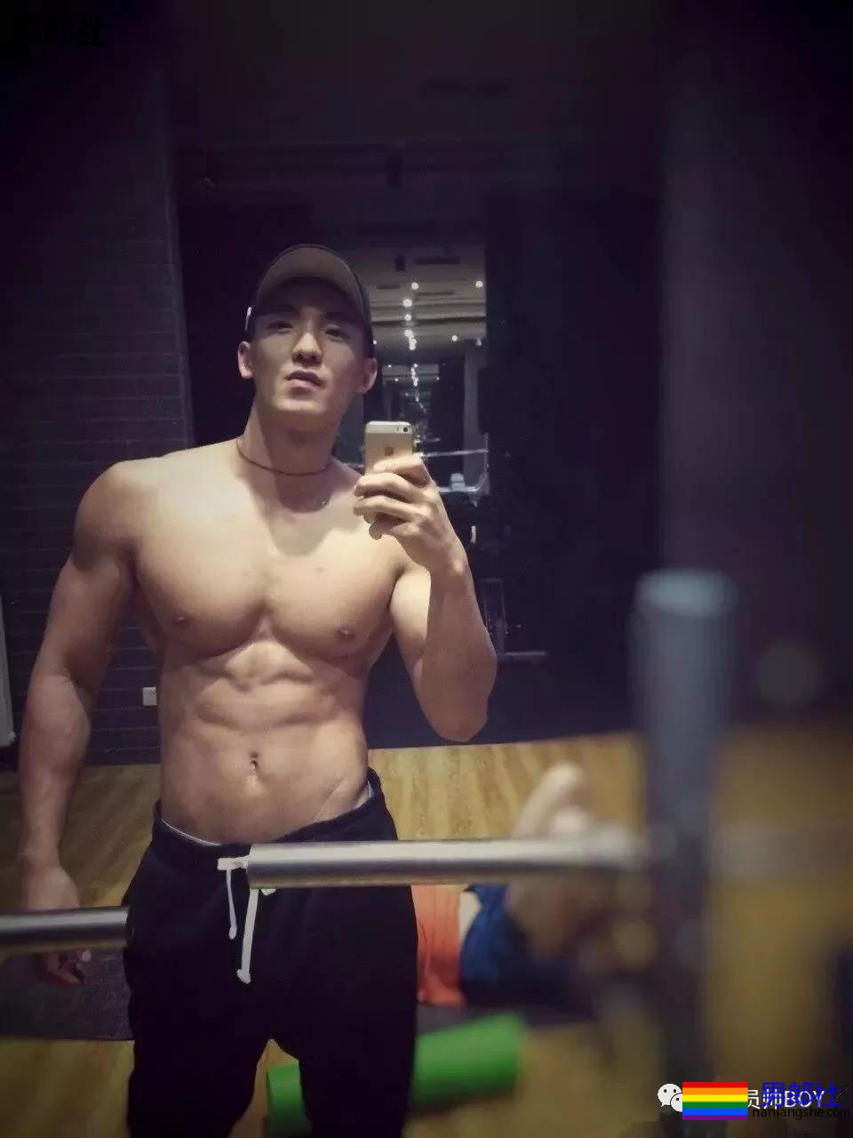 190CM北体大鼻子体育生，D罩杯胸肌实力强大 - 51虹马