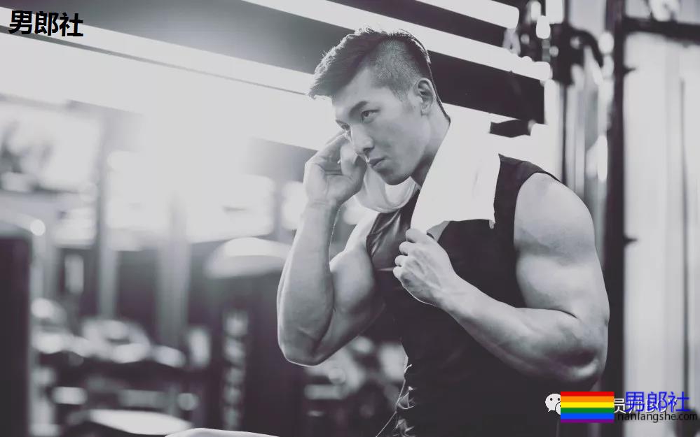 190CM北体大鼻子体育生，D罩杯胸肌实力强大 - 51虹马