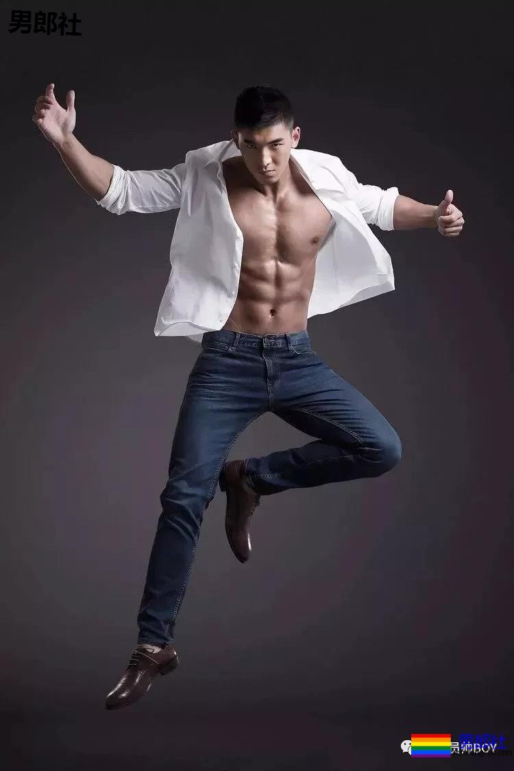 190CM北体大鼻子体育生，D罩杯胸肌实力强大 - 51虹马