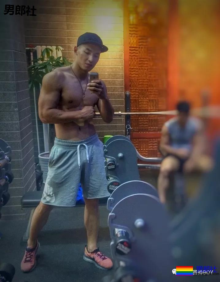 190CM北体大鼻子体育生，D罩杯胸肌实力强大 - 51虹马