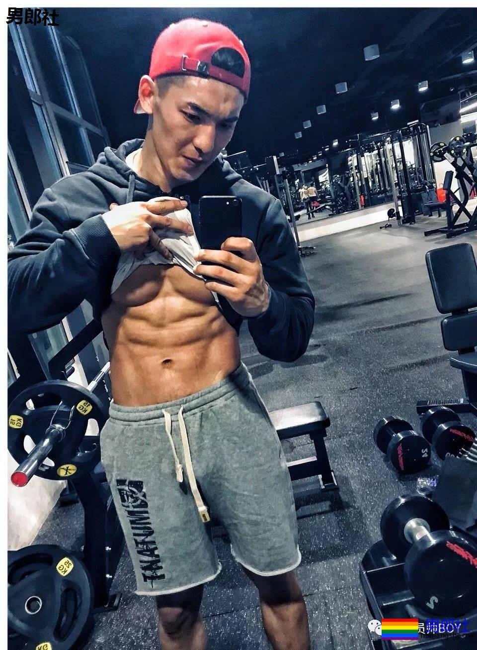 190CM北体大鼻子体育生，D罩杯胸肌实力强大 - 51虹马