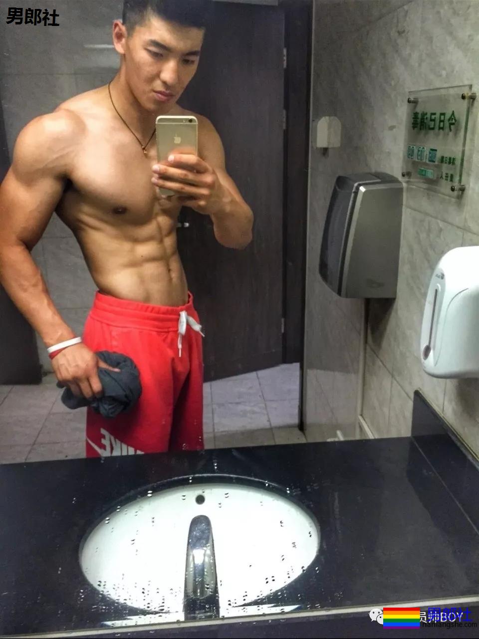 190CM北体大鼻子体育生，D罩杯胸肌实力强大 - 51虹马