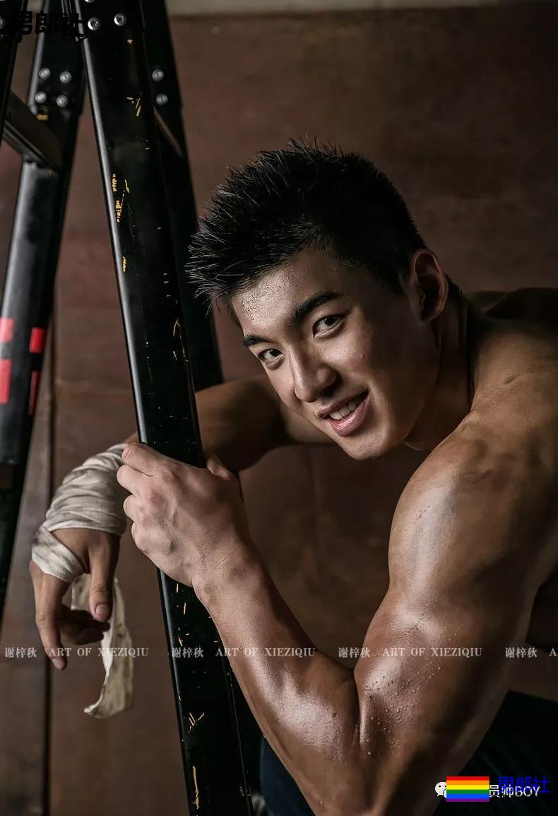 190CM北体大鼻子体育生，D罩杯胸肌实力强大 - 51虹马