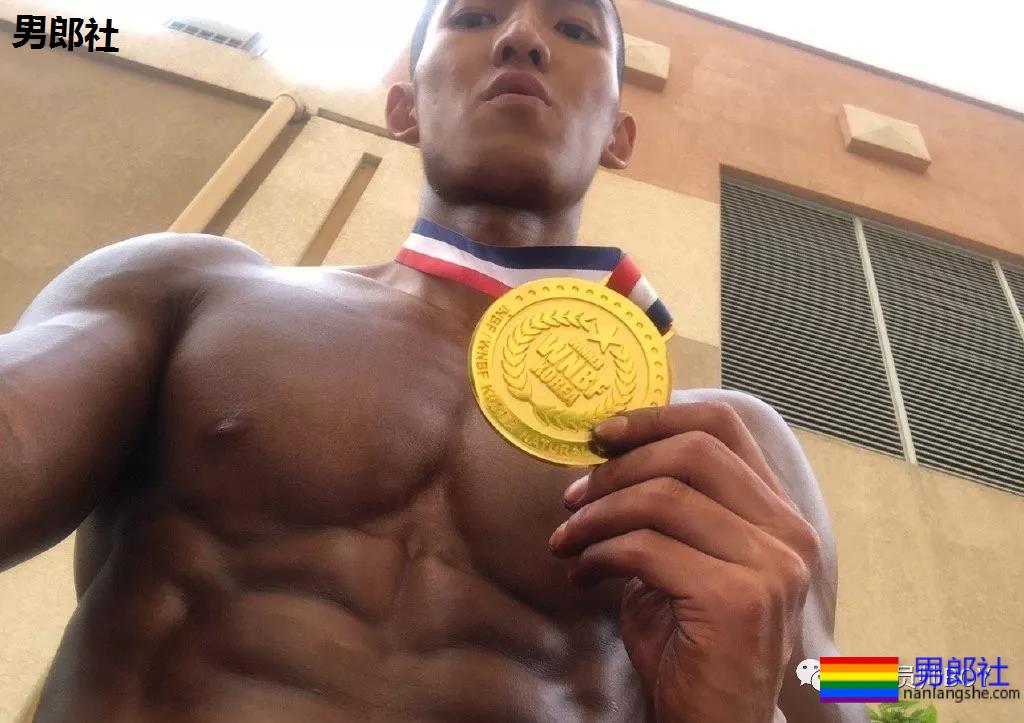 190CM北体大鼻子体育生，D罩杯胸肌实力强大 - 51虹马