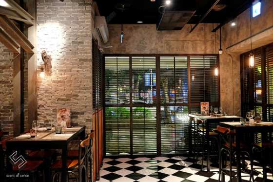 台北最顶尖的同志俱乐部Abrazo, 而且颜值最高哦 - 51虹马 台北最顶尖的同志俱乐部Abrazo, 而且颜值最高哦 - 51虹马