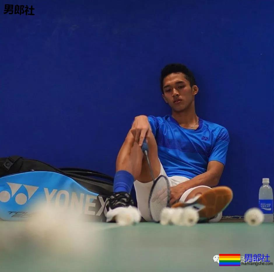 帅过谌龙,大过林丹?97年羽毛球小鲜肉实力圈粉 - 51虹马 帅过谌龙,大过林丹?97年羽毛球小鲜肉实力圈粉 - 51虹马