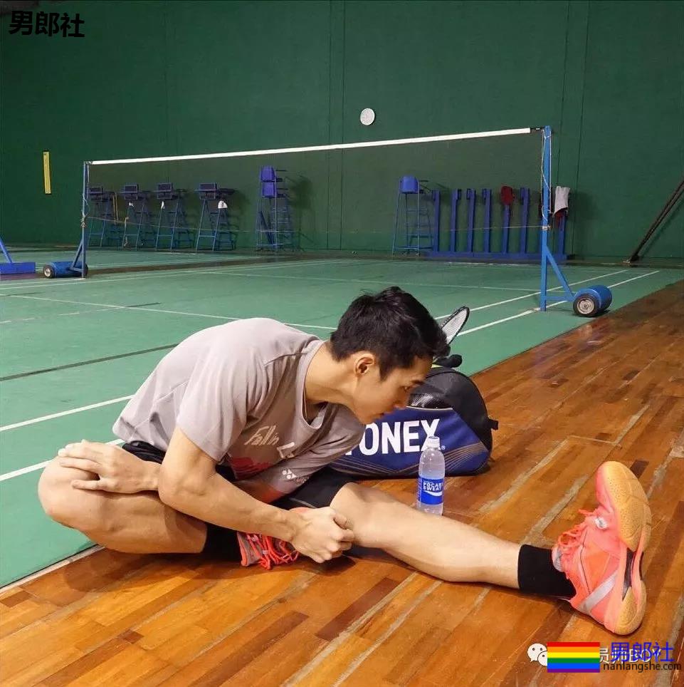 帅过谌龙,大过林丹?97年羽毛球小鲜肉实力圈粉 - 51虹马 帅过谌龙,大过林丹?97年羽毛球小鲜肉实力圈粉 - 51虹马