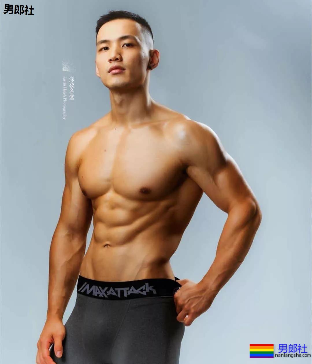 这样的男人我可以舔到射 - 51虹马