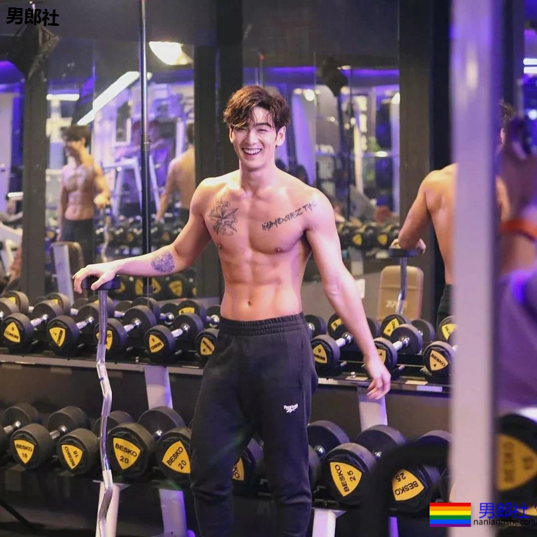 姜东昊肌肉硬照一览，这肉体真是顶不住啊！ - 51虹马