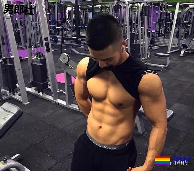 我的快乐来源于Instagram和推特…… - 51虹马