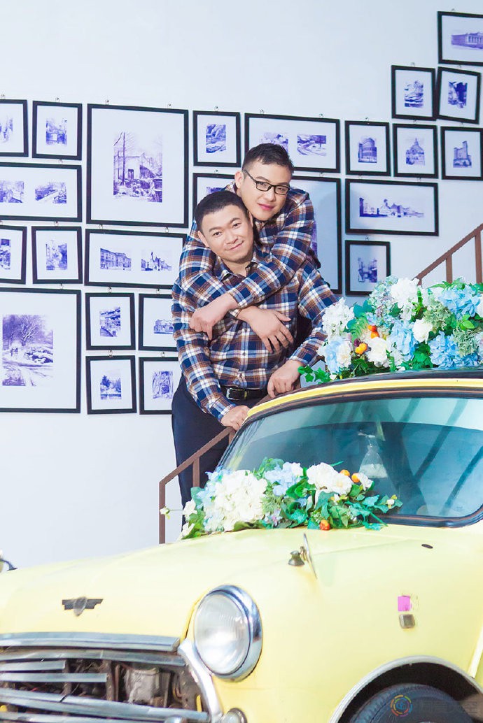 台消防员与警察高调筹办同性婚礼:成家无须低调 - 51虹马 台消防员与警察高调筹办同性婚礼:成家无须低调 - 51虹马