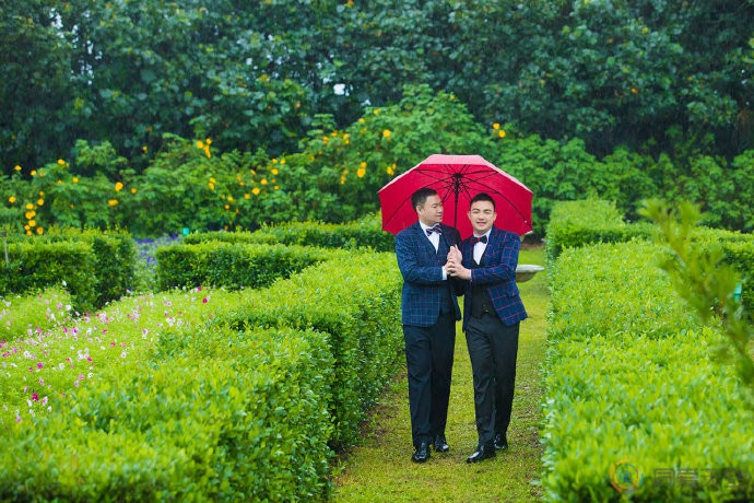 台消防员与警察高调筹办同性婚礼:成家无须低调 - 51虹马 台消防员与警察高调筹办同性婚礼:成家无须低调 - 51虹马