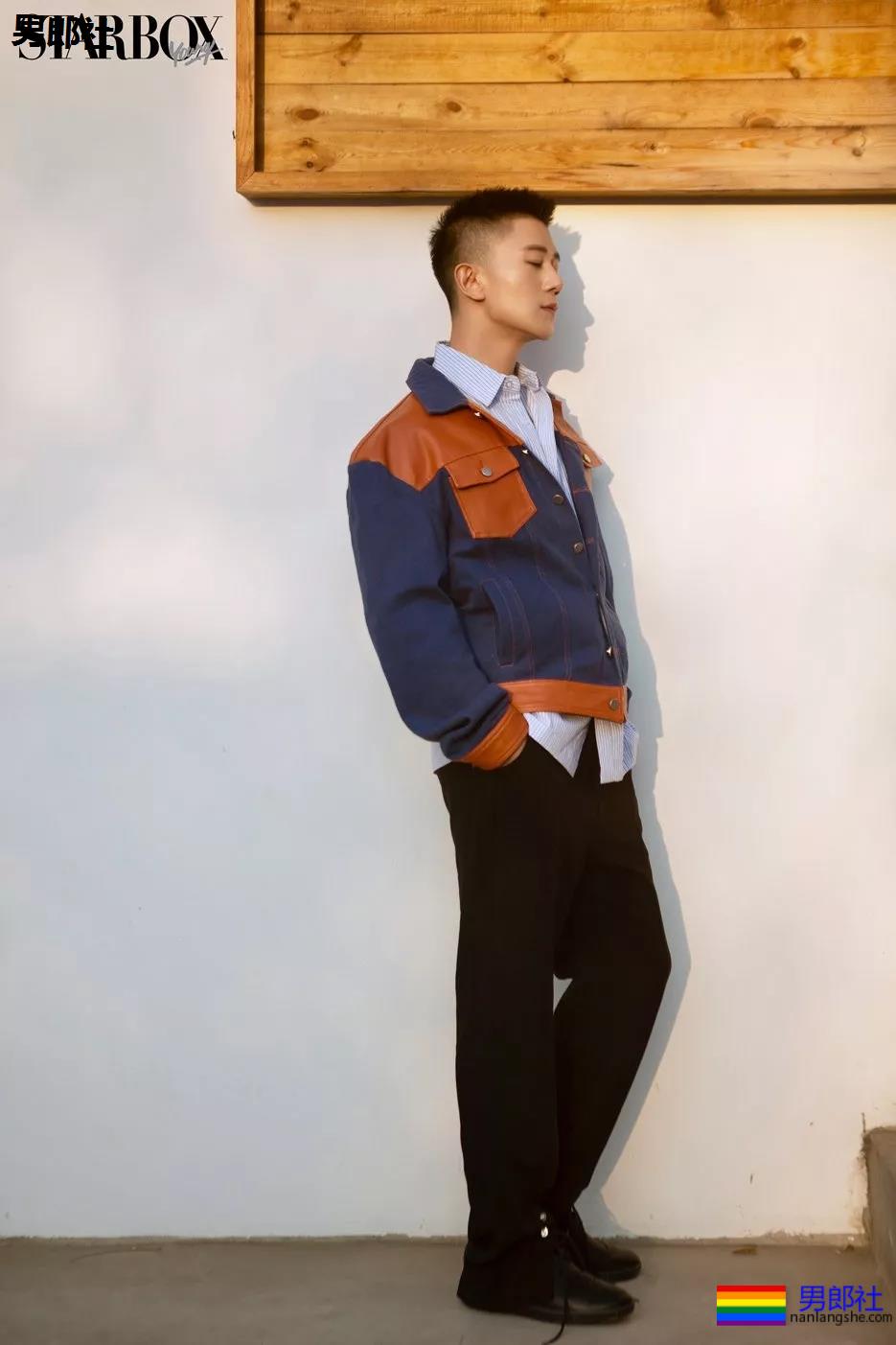 国民校草变翘屁嫩男!大胸肌小狼狗上演制服play,一睹为快! - 51虹马 国民校草变翘屁嫩男!大胸肌小狼狗上演制服play,一睹为快! - 51虹马