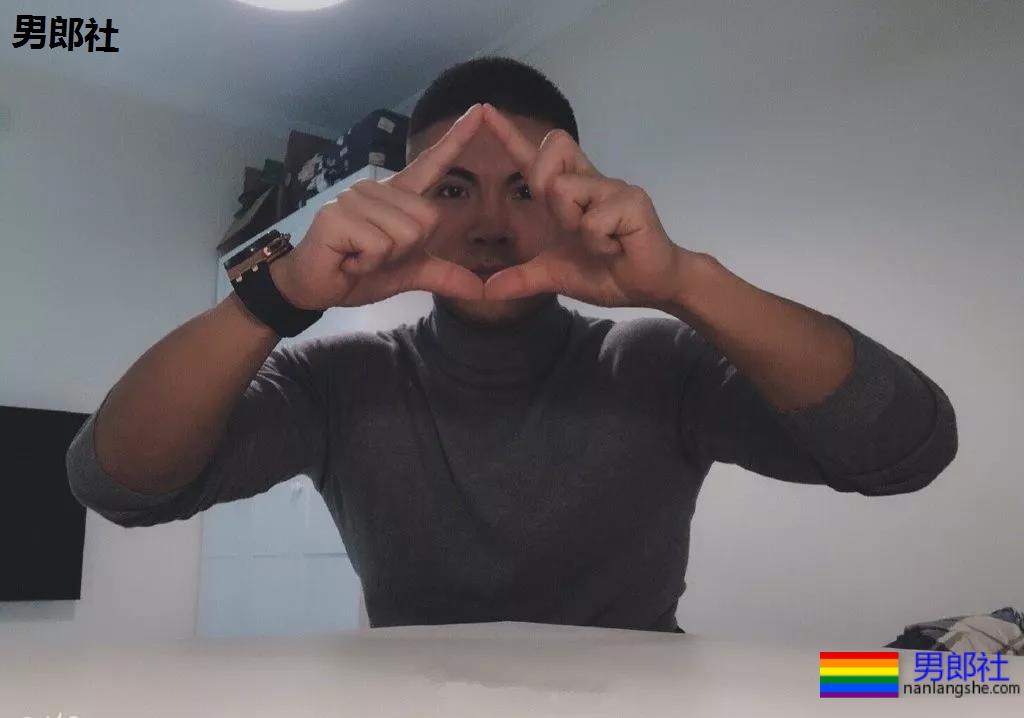 上过《康熙来了》的寸头筋肉名媛，翘臀腱子肉身材火辣十足！ - 51虹马