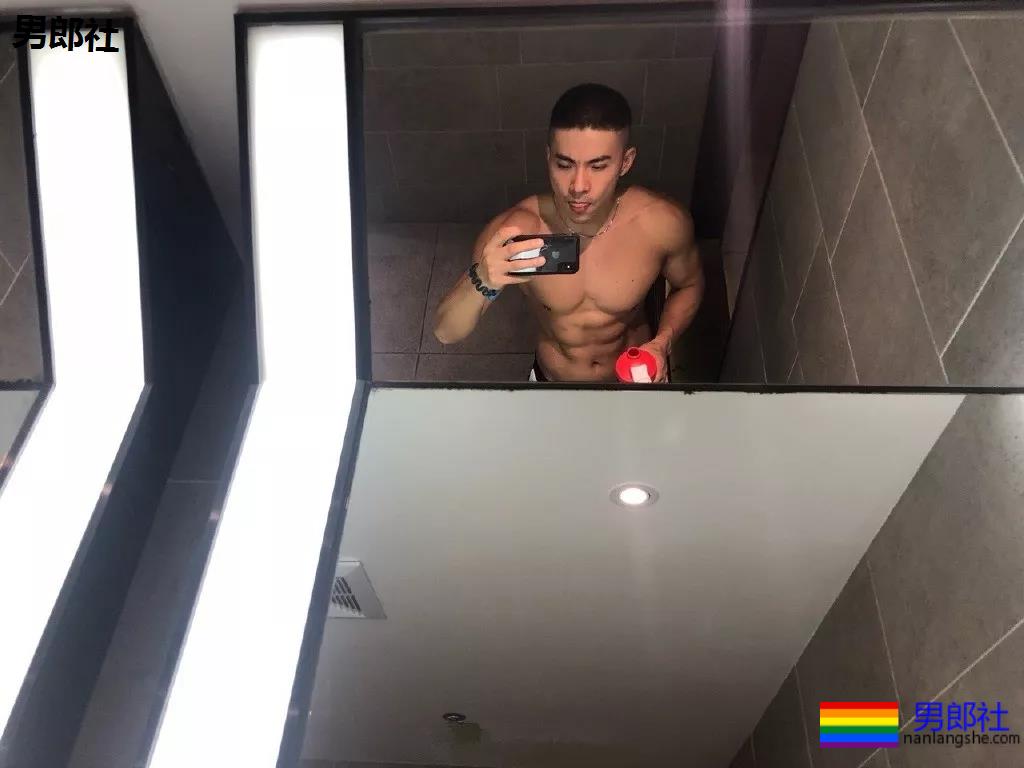 上过《康熙来了》的寸头筋肉名媛，翘臀腱子肉身材火辣十足！ - 51虹马