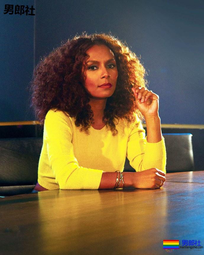 霉霉与《姿态》制片人荣获同志传媒奖 - 51虹马 霉霉与《姿态》制片人荣获同志传媒奖 - 51虹马