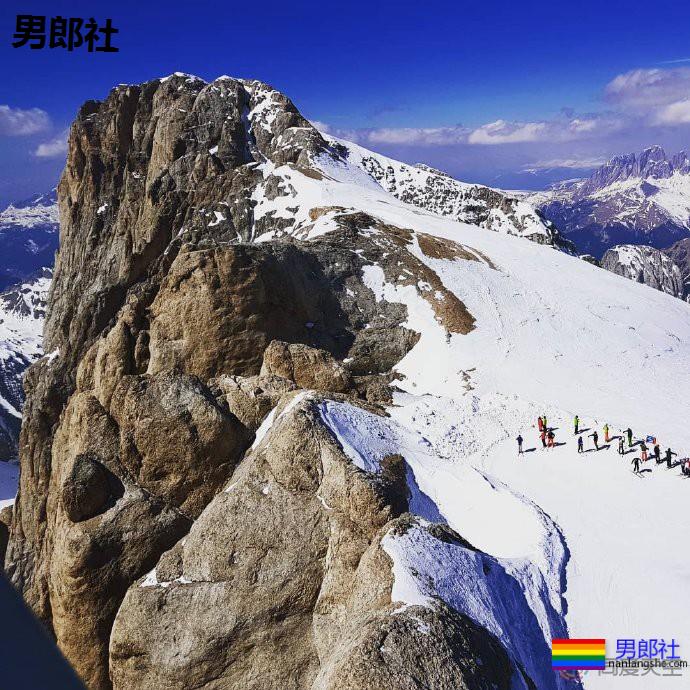 这位小哥要在七大洲的最高峰上升起彩虹旗 - 51虹马