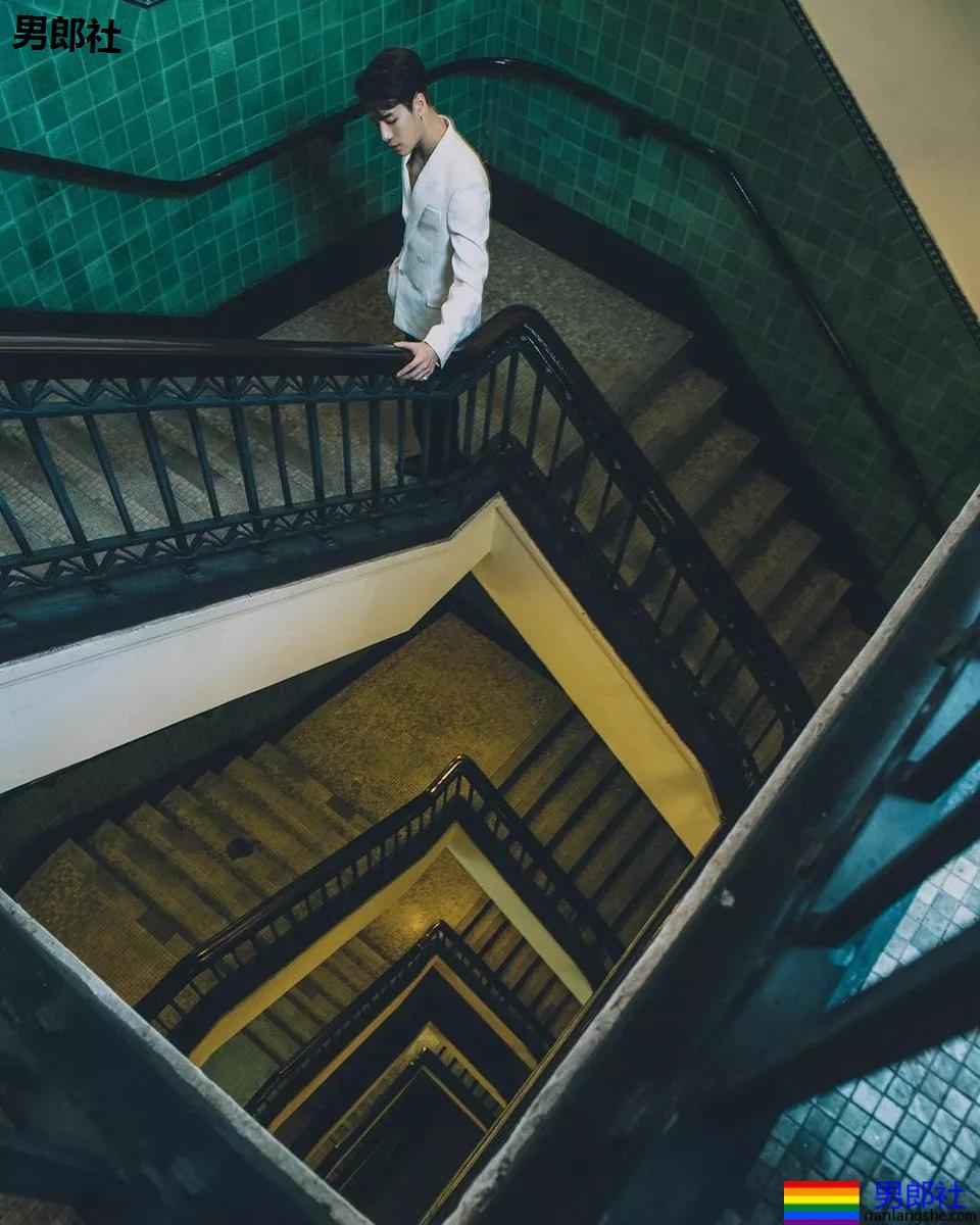 王嘉尔登美国大刊，好帅我心动了！ - 51虹马