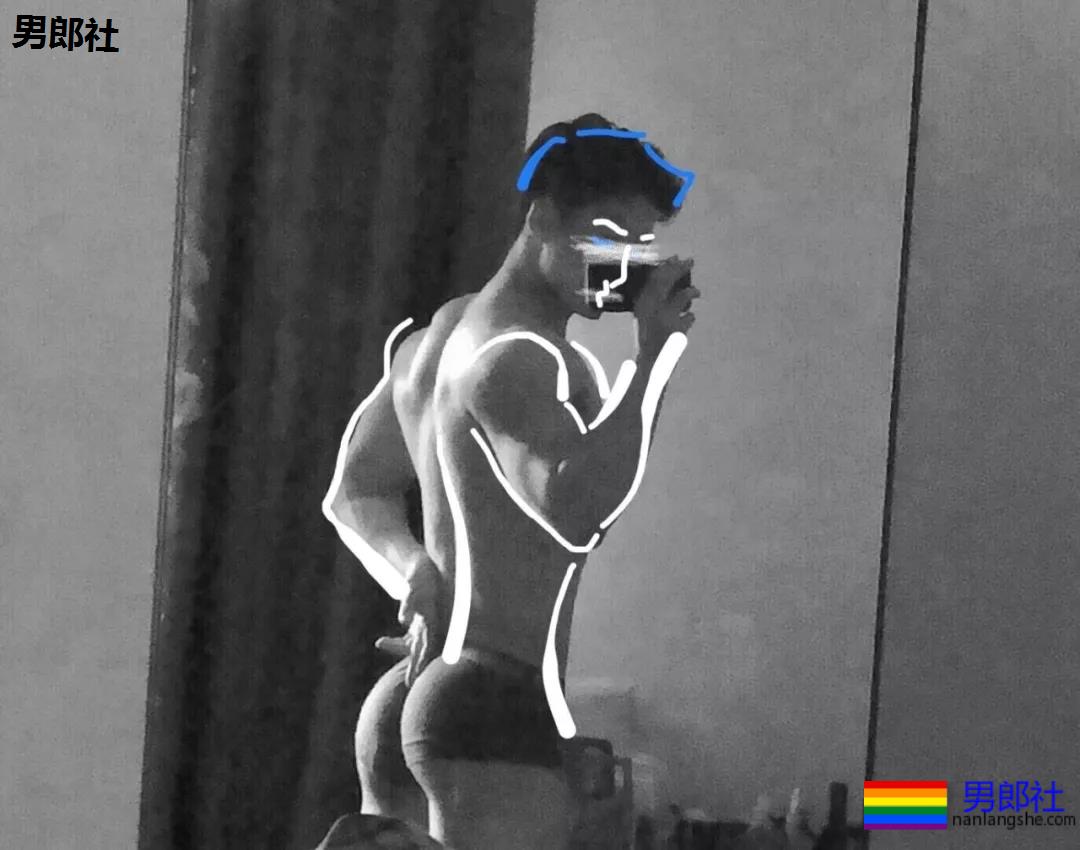 公狗腰麒麟臂的健身肌肉男 - 51虹马