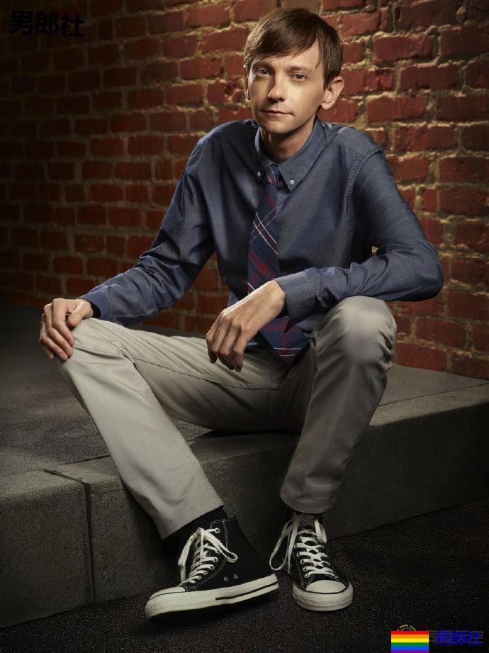 男演员DJ·考尔斯出柜：这辈子一直是gay - 51虹马