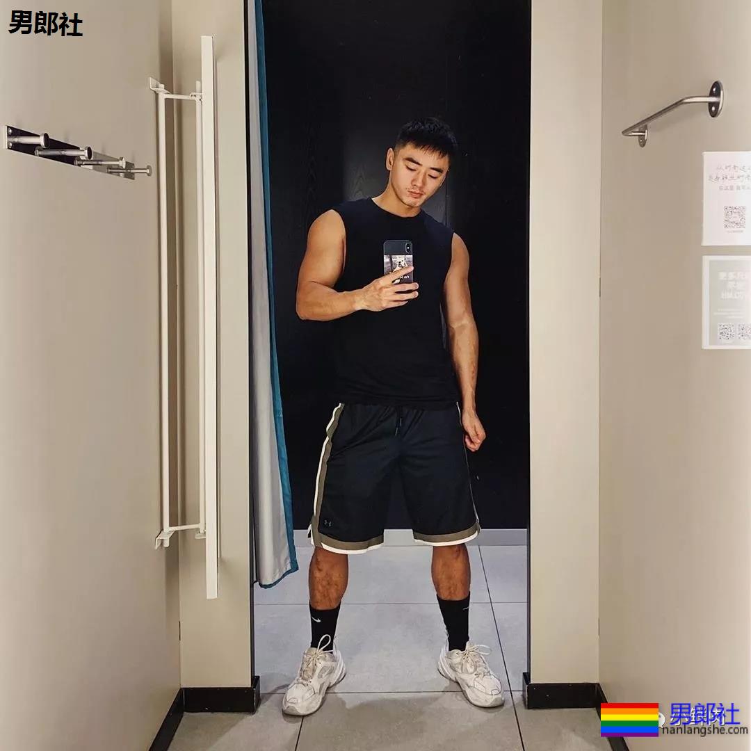 网红帅哥Hardy2019年硬照一览！ - 51虹马