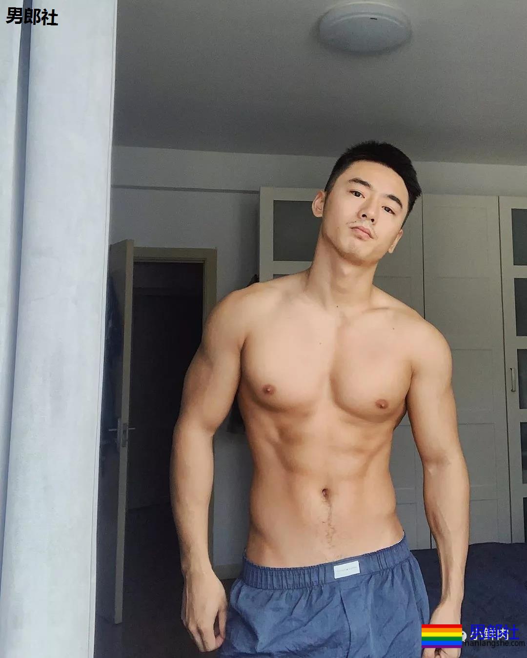 网红帅哥Hardy2019年硬照一览！ - 51虹马