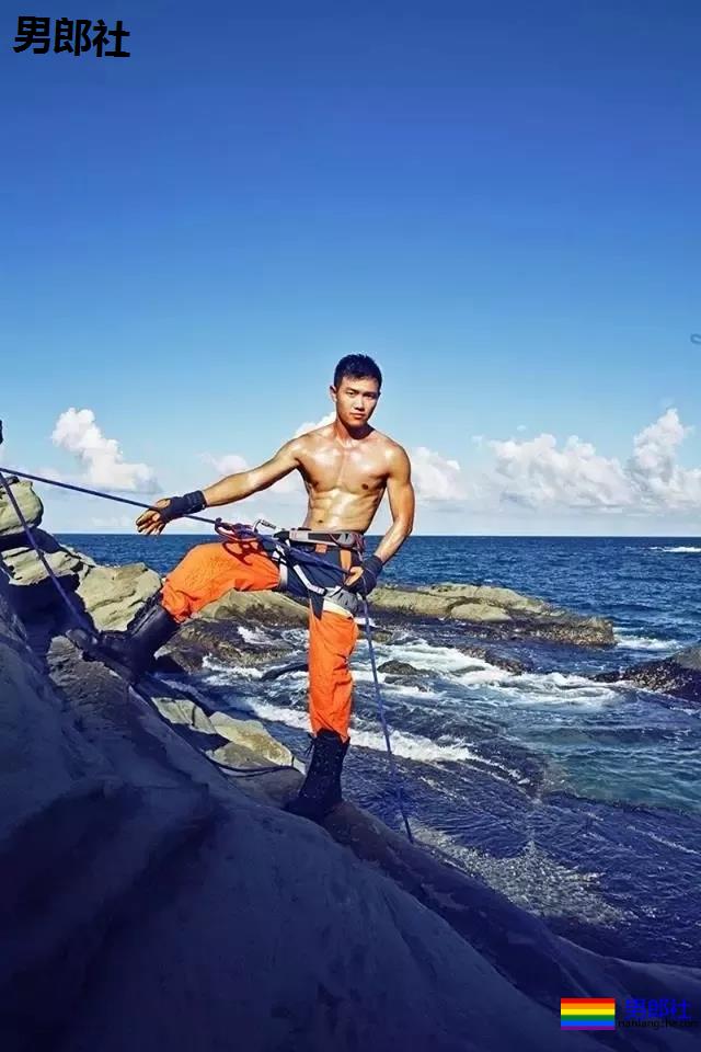 【盘点】警察厕所遭偷拍丨多地消防员为公益脱衣 - 51虹马